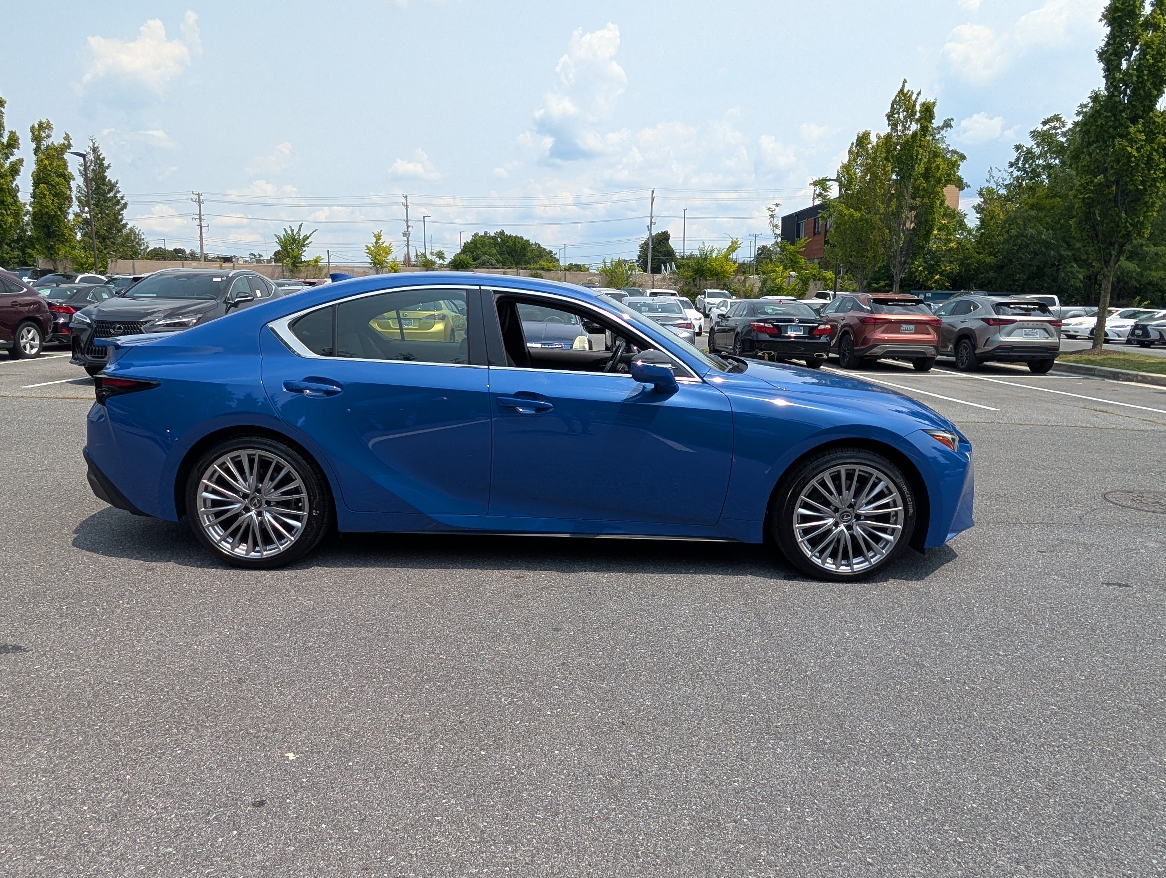 Used 2022 Lexus IS 300 AWD w/ Premium Package image 2