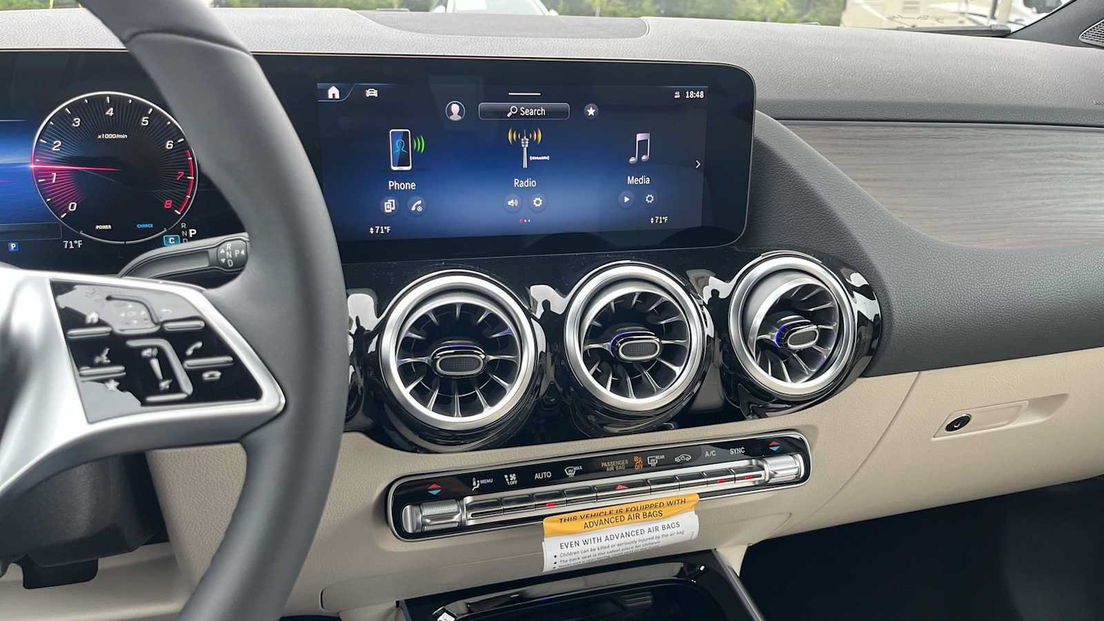 New 2026 Mercedes-Benz GLA 250 4MATIC image 42