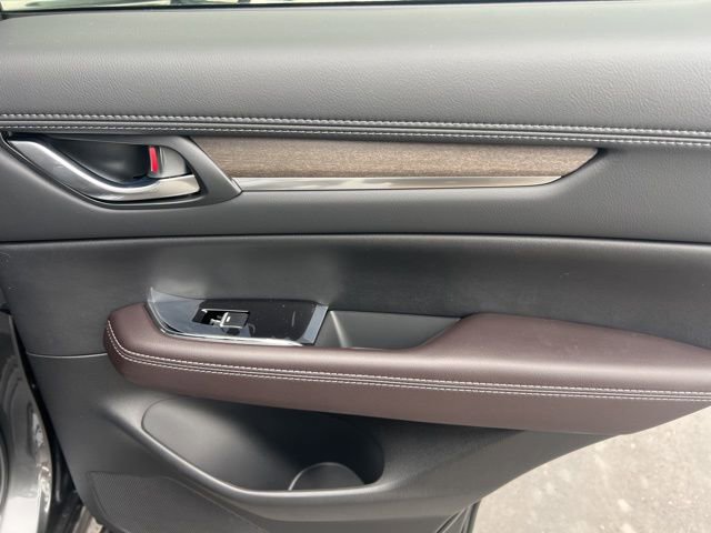 New 2025 MAZDA CX-5 Signature image 32