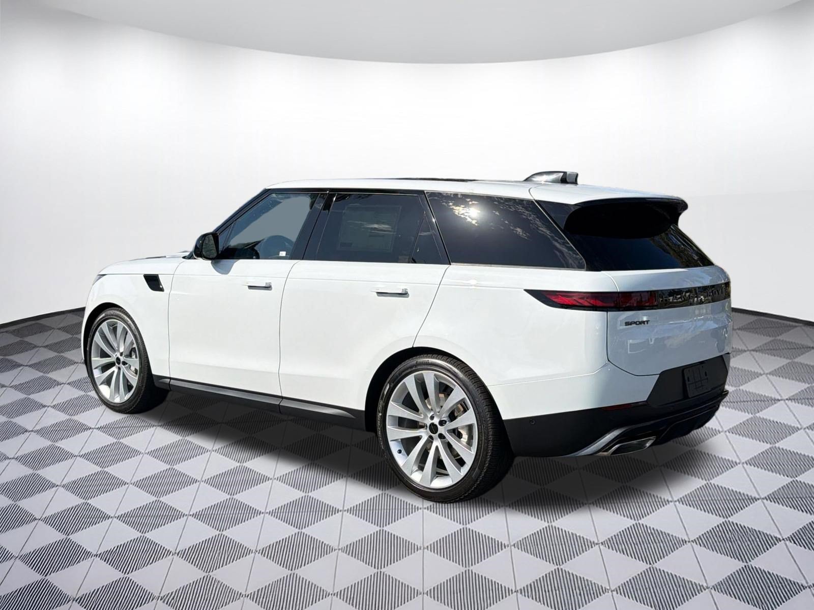 New 2027 Land Rover Range Rover Sport SE AWD/4WD image 3