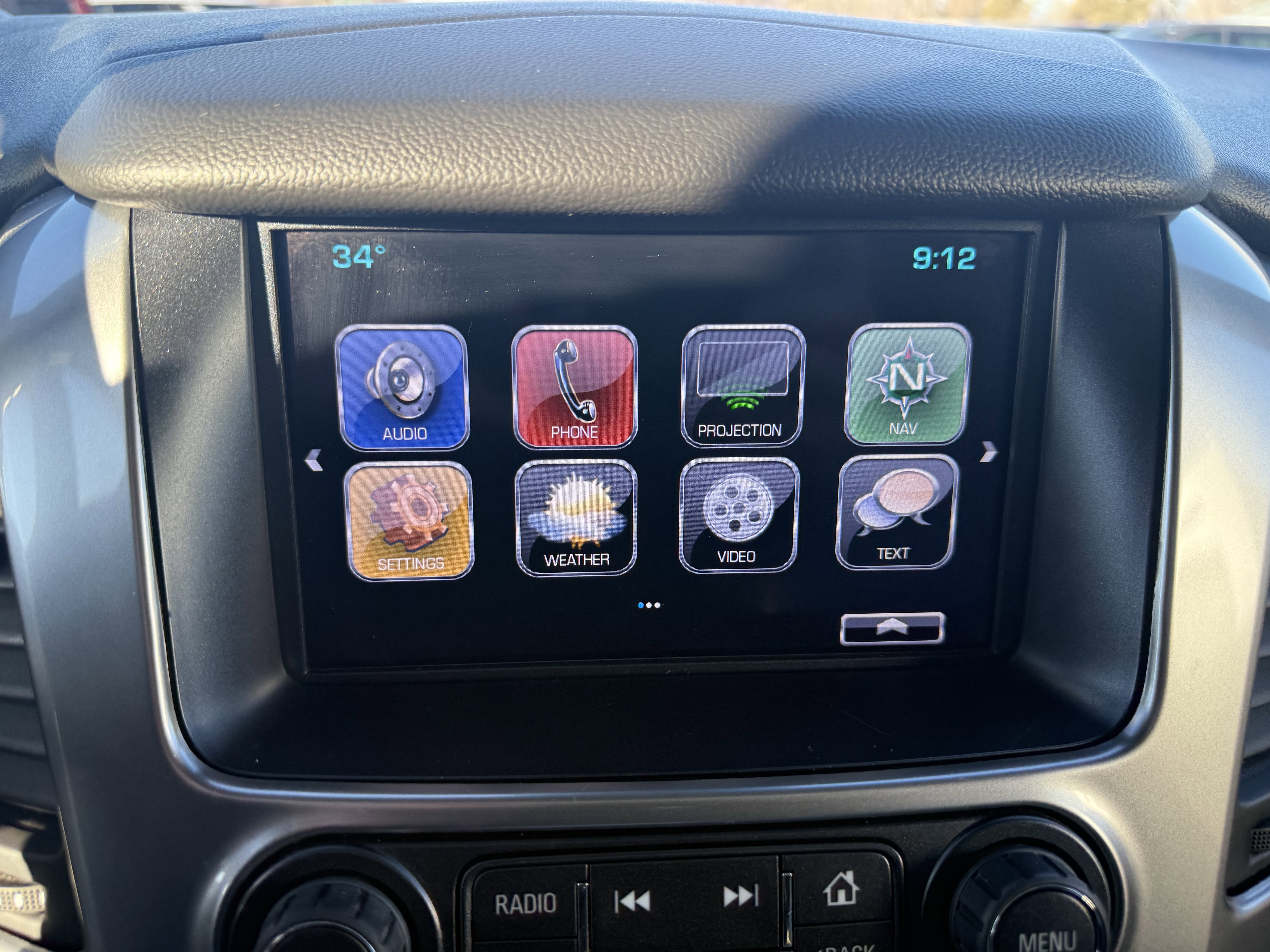 Used 2018 Chevrolet Tahoe LT image 13