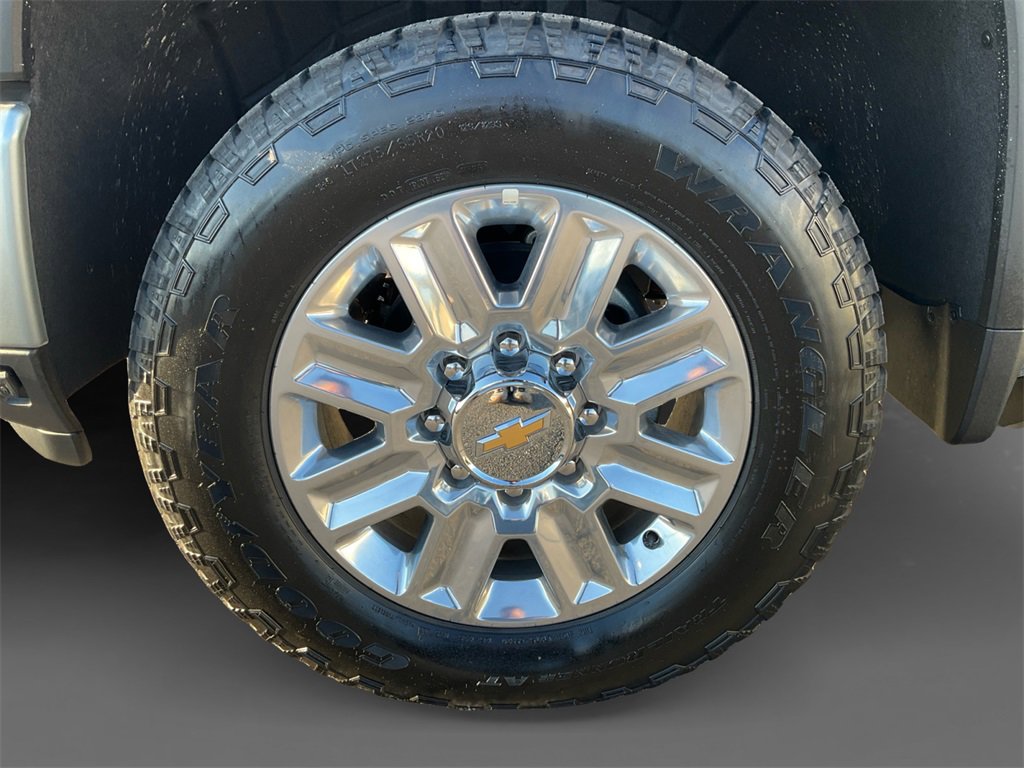 New 2025 Chevrolet Silverado 2500 High Country w/ Technology Package image 13