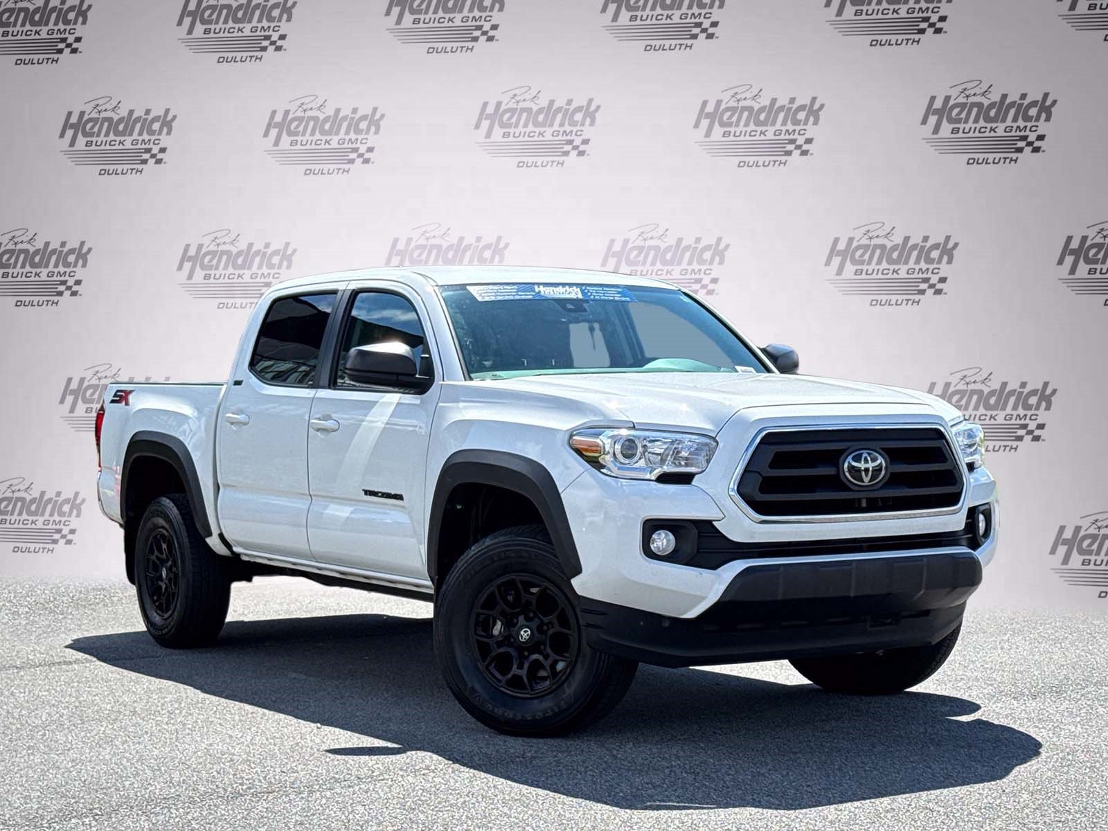 Used 2023 Toyota Tacoma SR5 RWD image 2