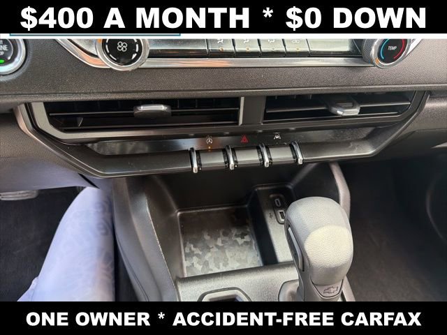 Used 2024 Chevrolet Colorado W/T RWD image 18