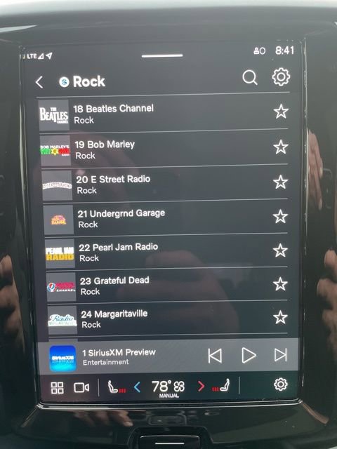 Certified 2025 Volvo XC60 B5 Plus image 17