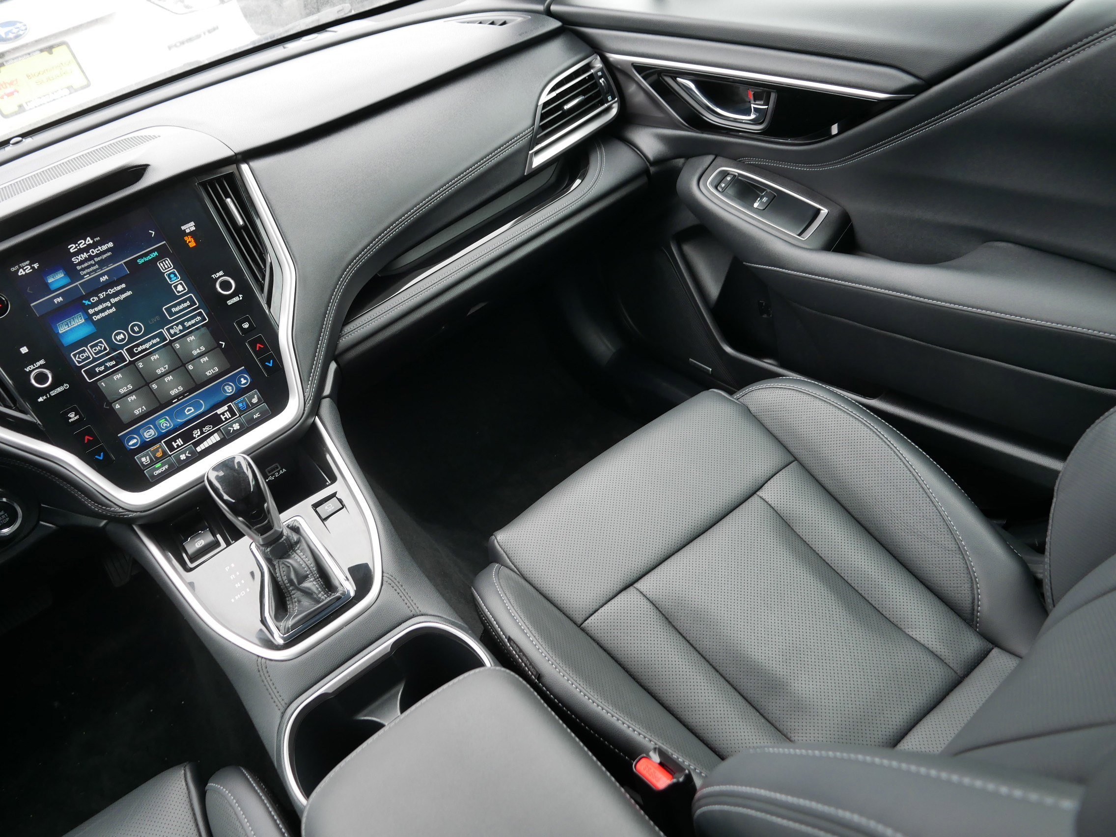 Used 2024 Subaru Outback Touring w/ Popular Package #2 image 11