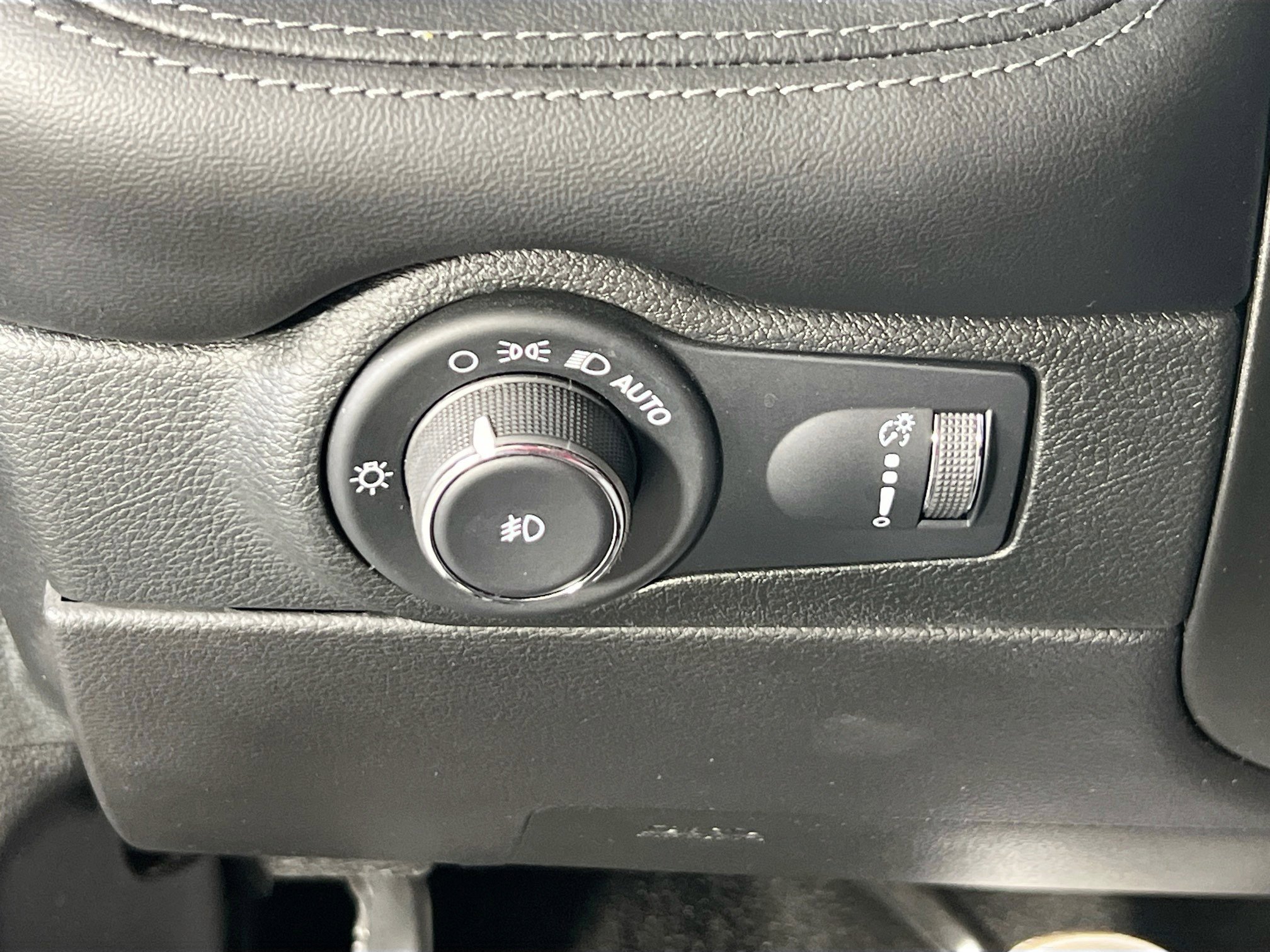 Used 2022 Dodge Durango GT AWD/4WD image 10