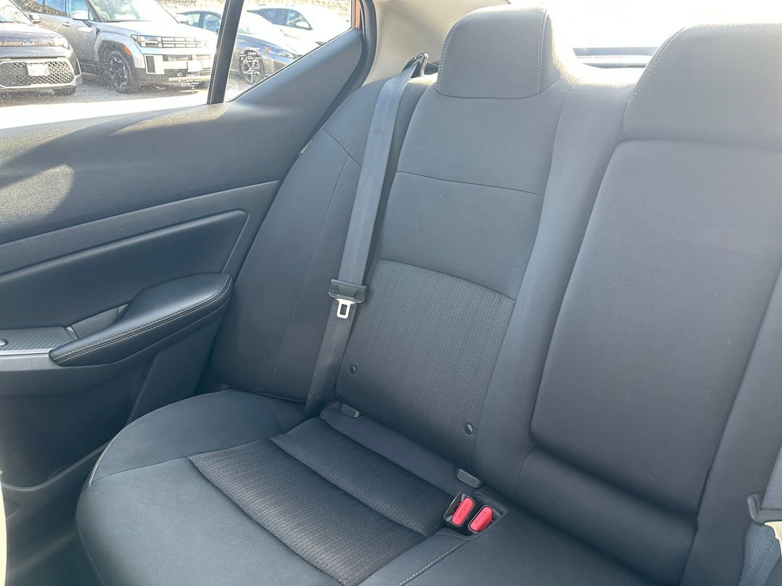 Used 2025 Nissan Altima 2.5 SV FWD image 44