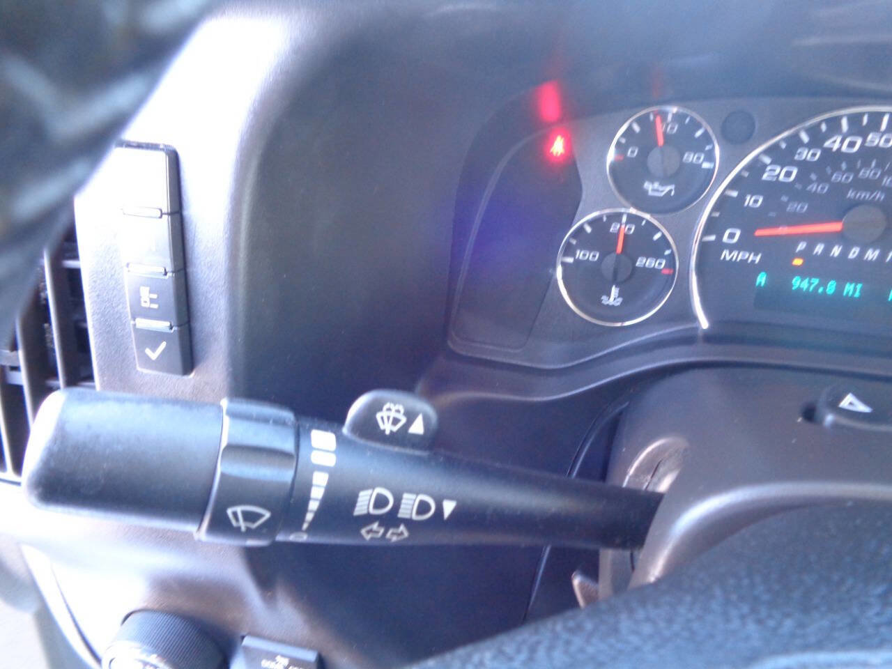 Used 2017 Chevrolet Express 3500 LT w/ LT Preferred Equipment Group image 21