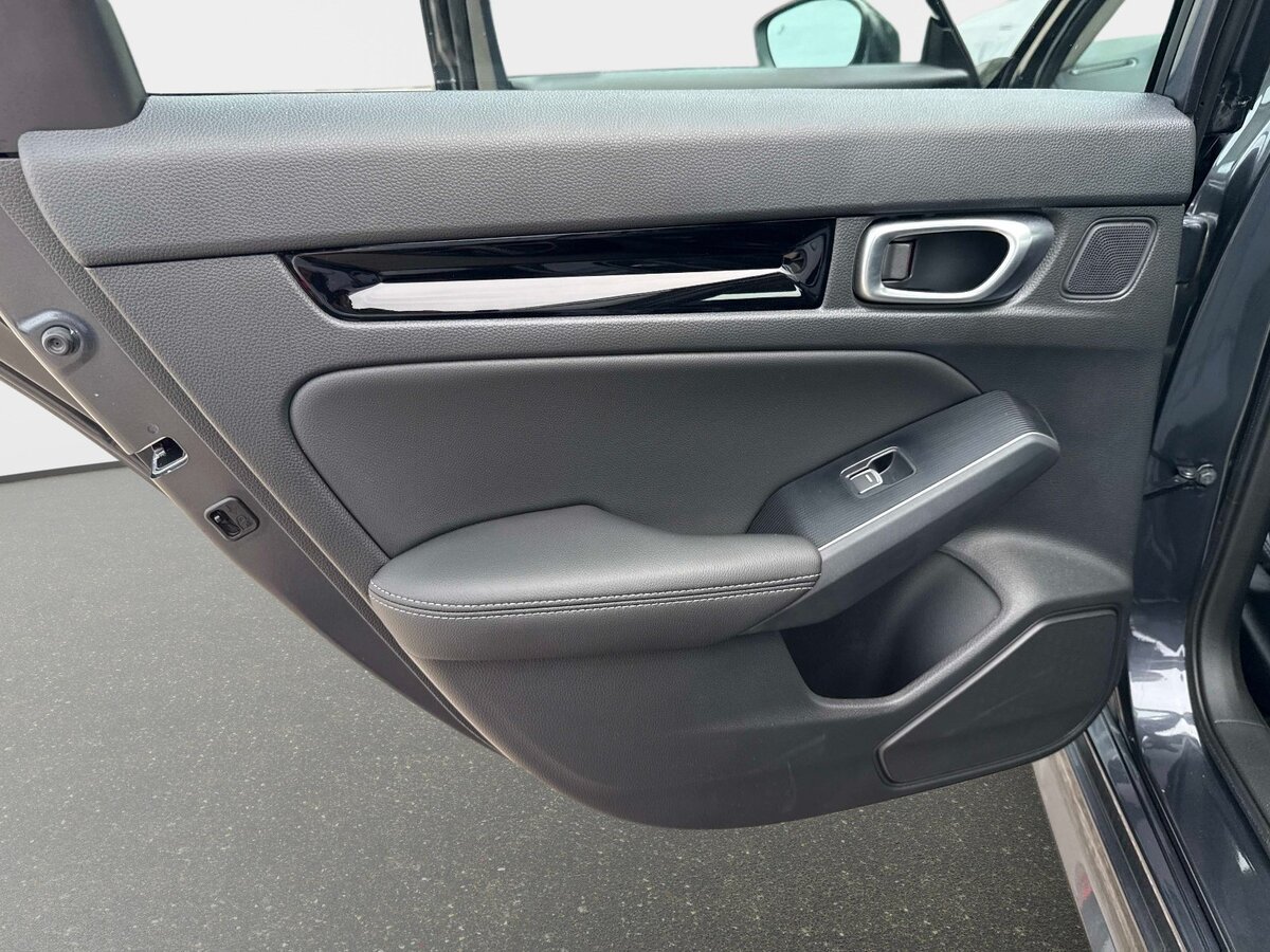 Used 2024 Honda Civic Touring image 10