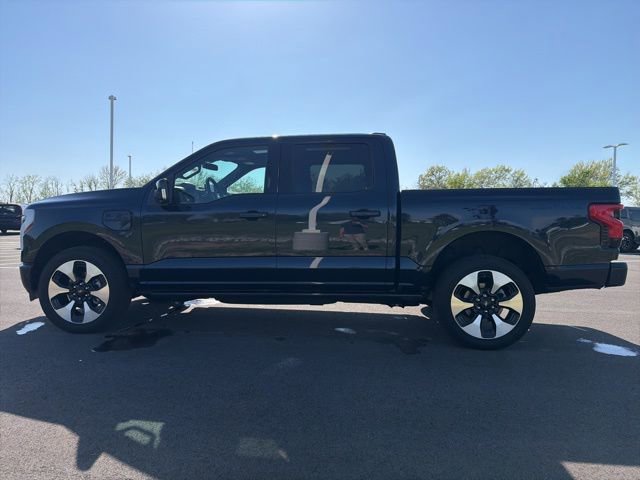 Used 2023 Ford F150 Lightning Platinum AWD/4WD image 16