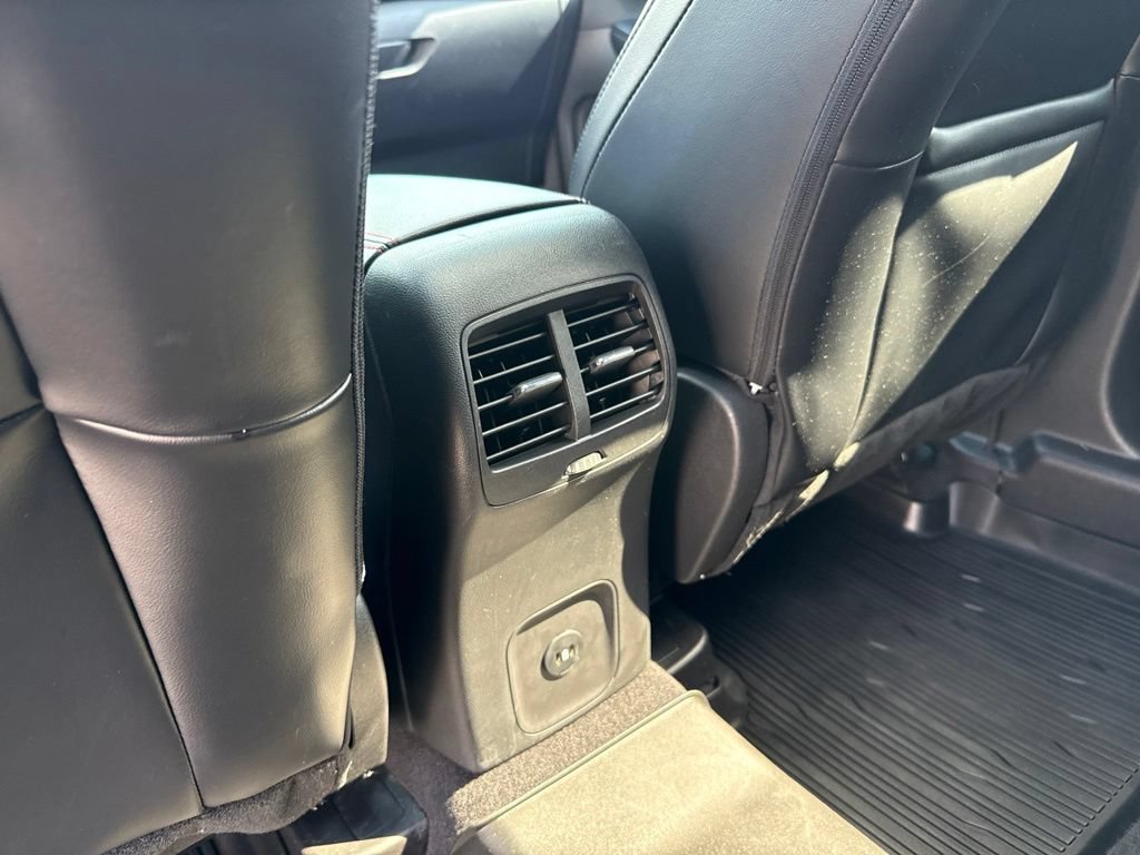 Used 2023 Ford Escape ST-Line w/ Tech Pack #1 AWD/4WD image 28