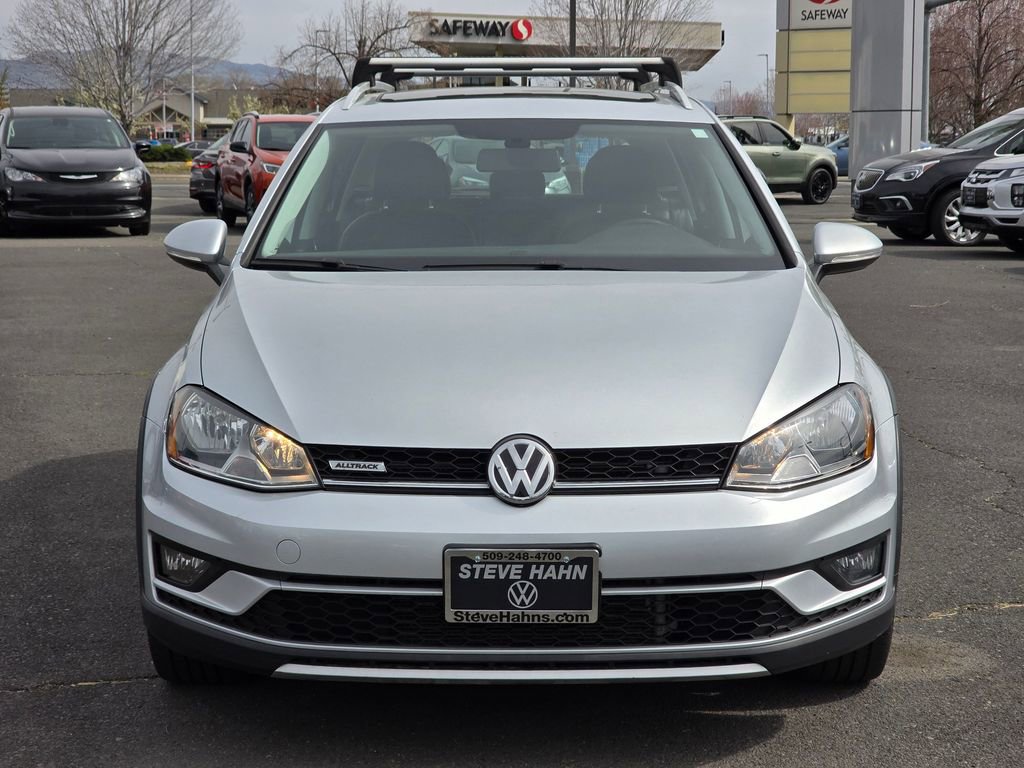 Used 2017 Volkswagen Golf Alltrack SEL image 8