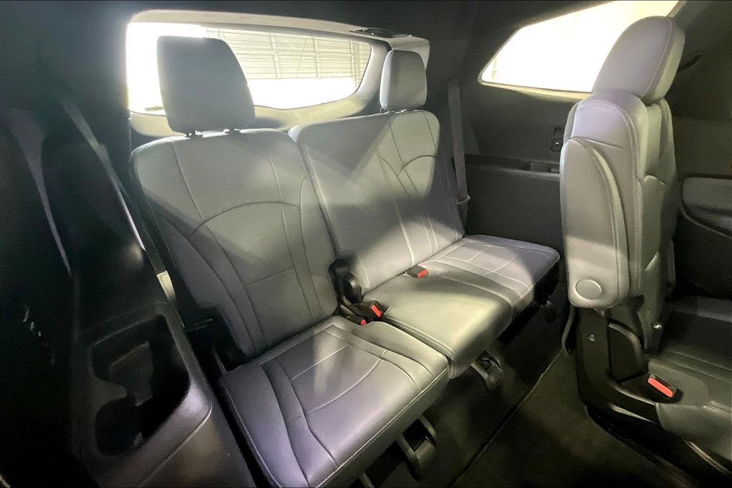 Used 2023 Buick Enclave Premium image 36