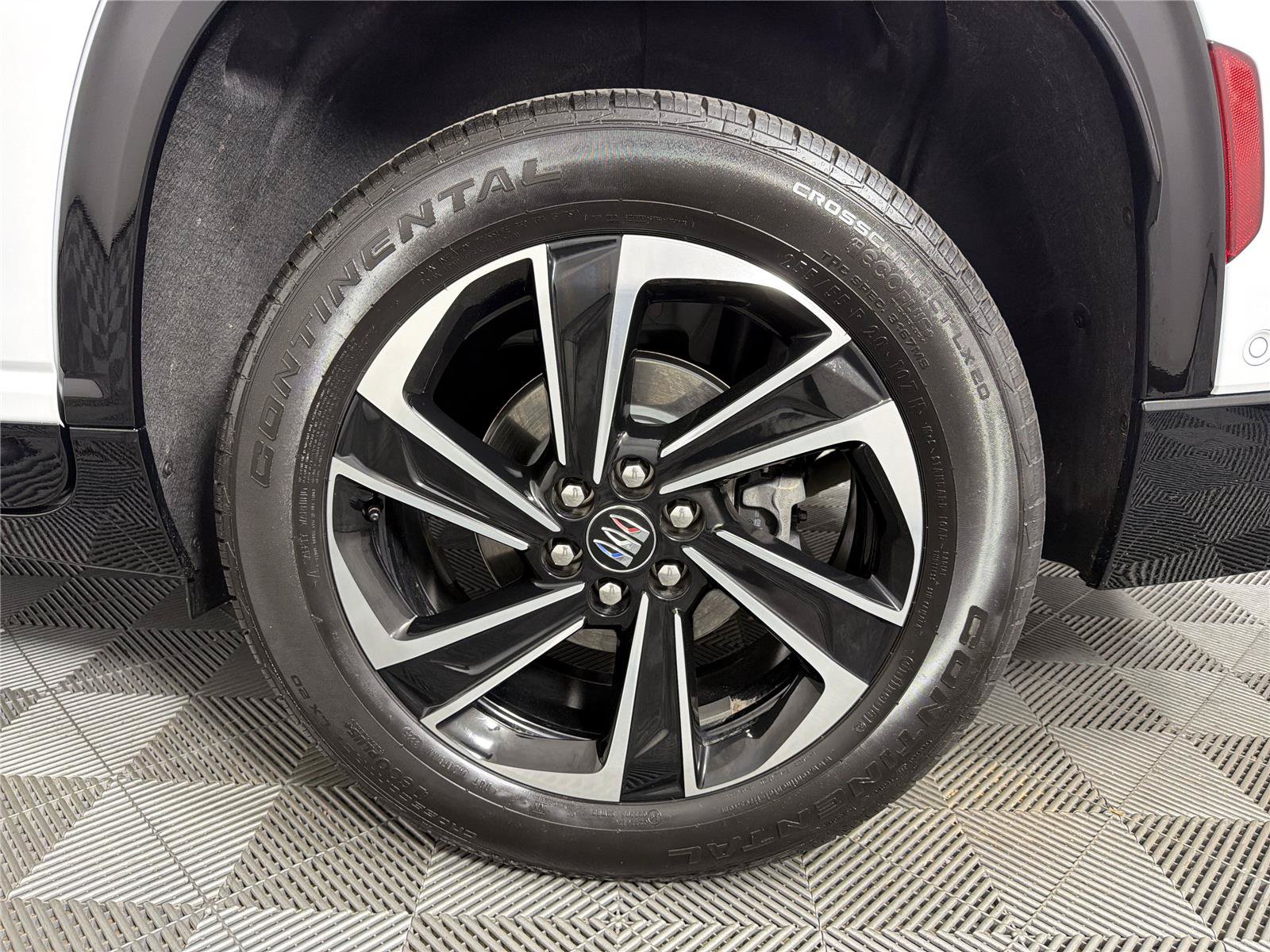 New 2026 Buick Enclave Sport Touring w/ Super Cruise Package FWD image 19