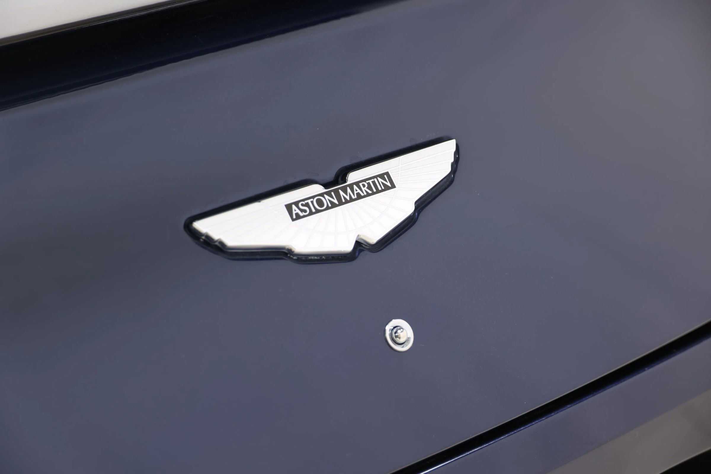 Used 2016 Aston Martin Vanquish Volante image 53