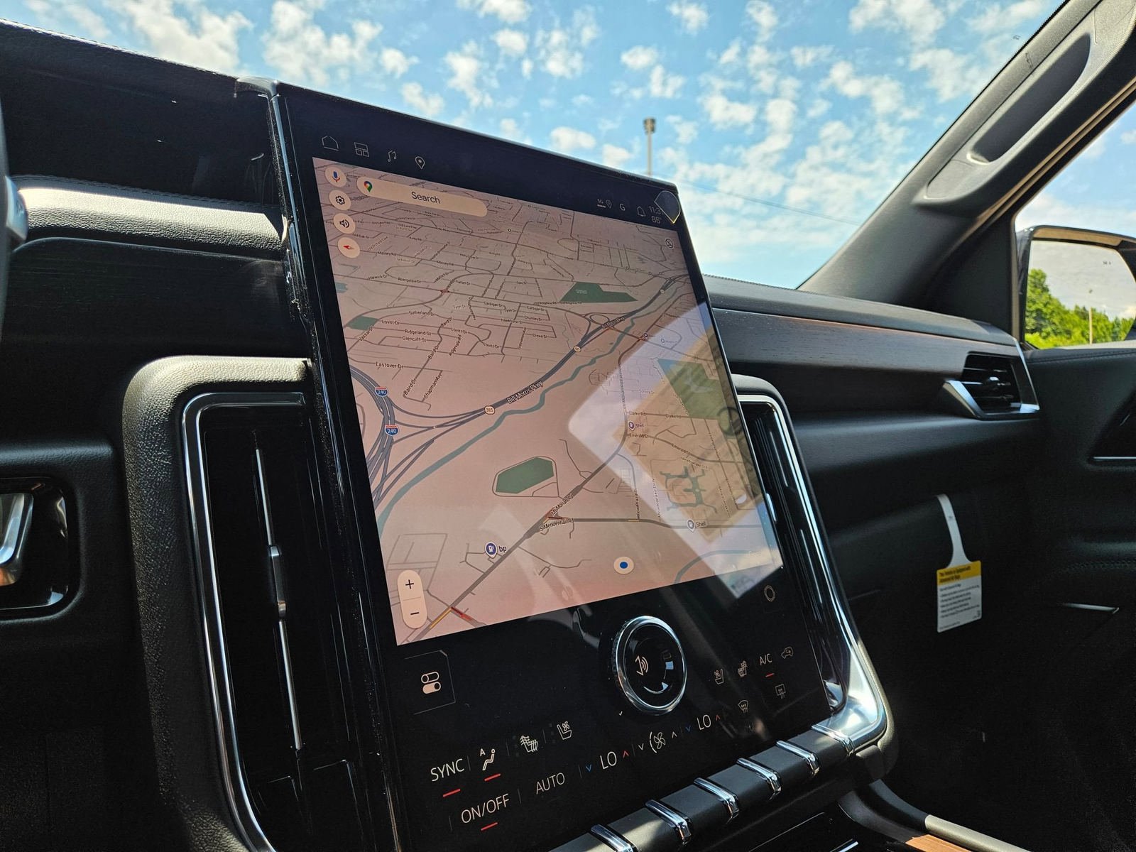 New 2026 GMC Yukon Denali AWD/4WD image 16