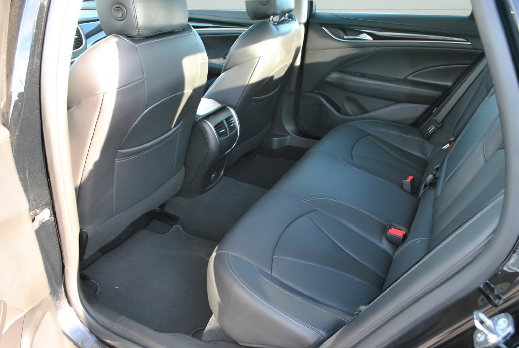 Used 2019 Buick LaCrosse Essence w/ Sun and Shade Package AWD/4WD image 8