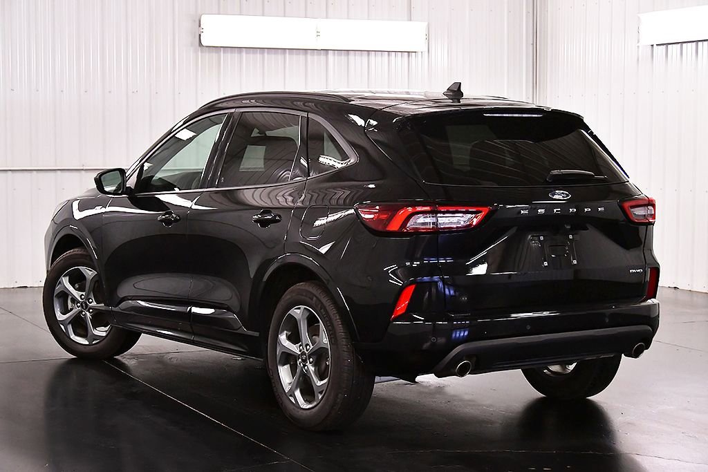 Used 2024 Ford Escape ST-Line w/ Tech Pack #1 image 5