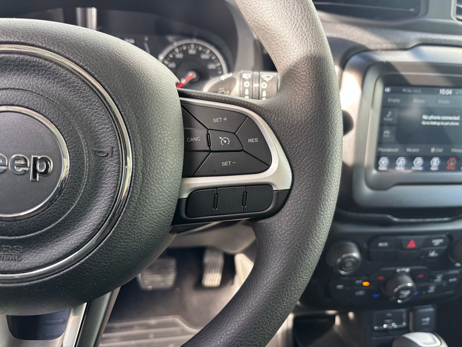 Used 2021 Jeep Renegade Sport w/ Sport Appearance Group FWD image 18