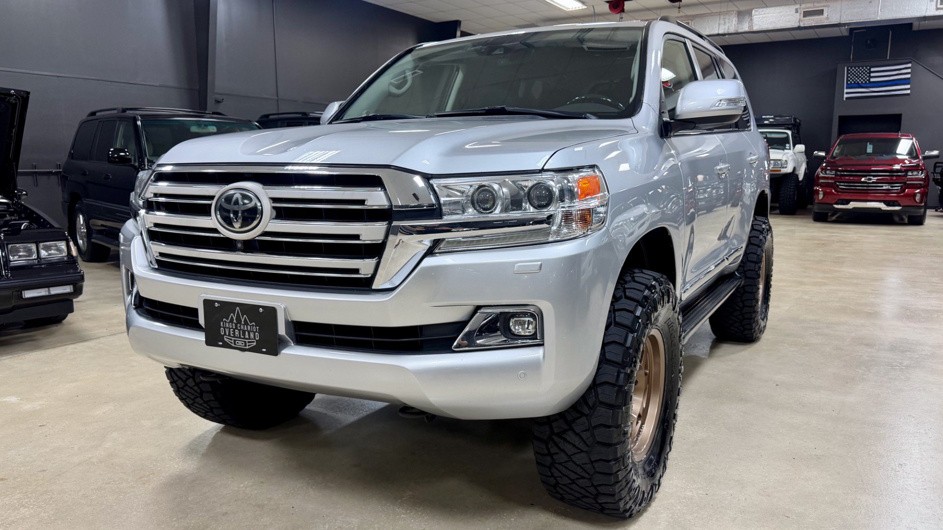 Used 2016 Toyota Land Cruiser AWD/4WD image 9