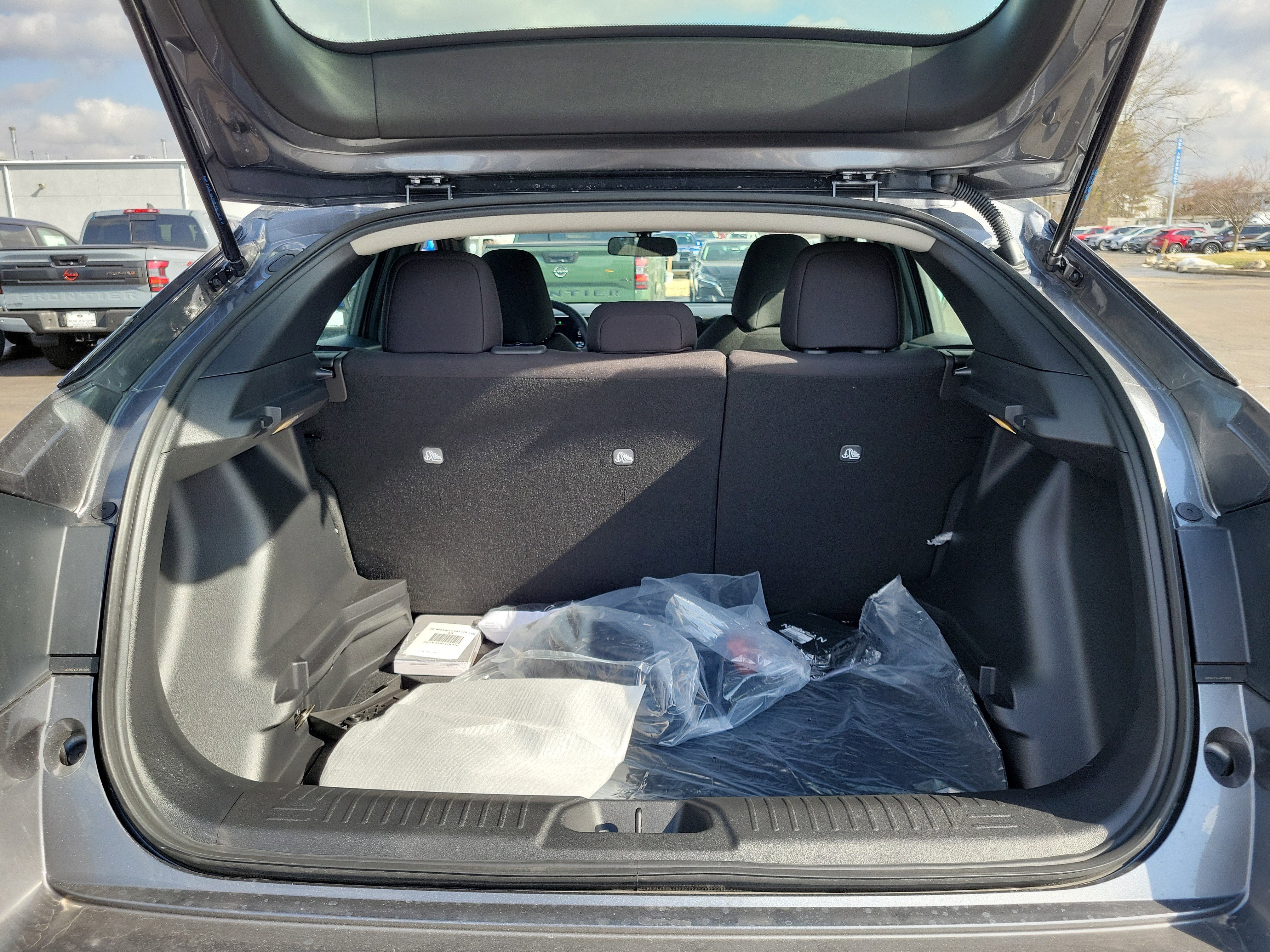 New 2026 Nissan Leaf w/ Floor Mat Package (S+) FWD image 8