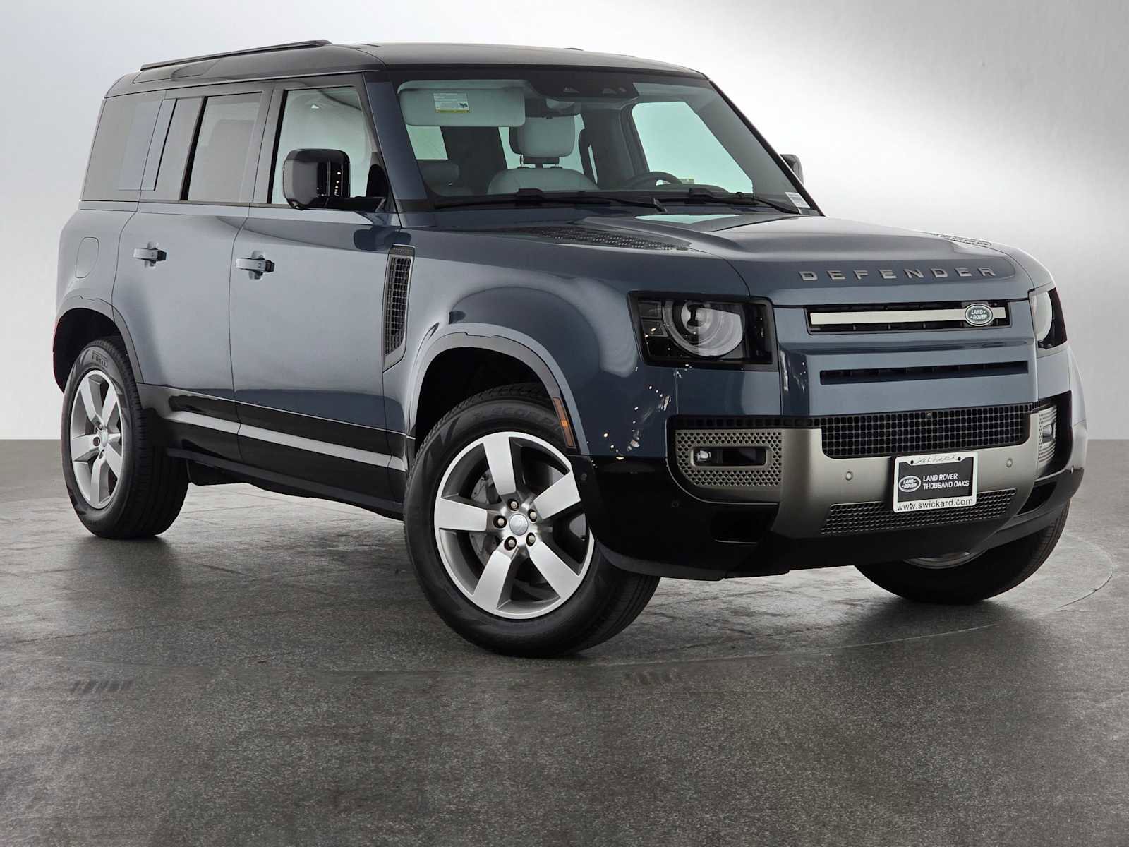 Used 2025 Land Rover Defender 110 X-Dynamic SE