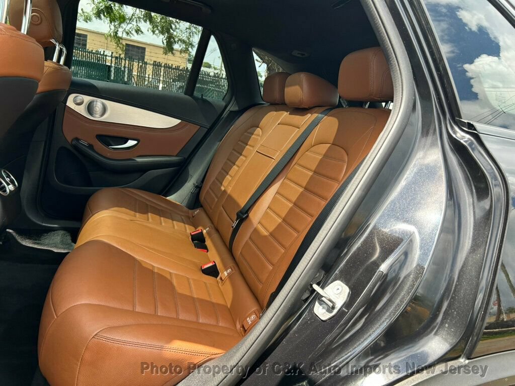 Used 2019 Mercedes-Benz GLC 43 AMG 4MATIC image 36