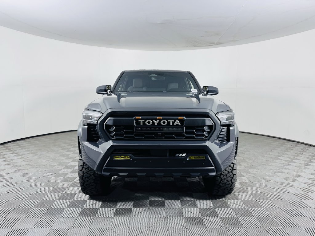 Used 2024 Toyota Tacoma TRD Off-Road w/ TRD Off Road Upgrade Package AWD/4WD image 3
