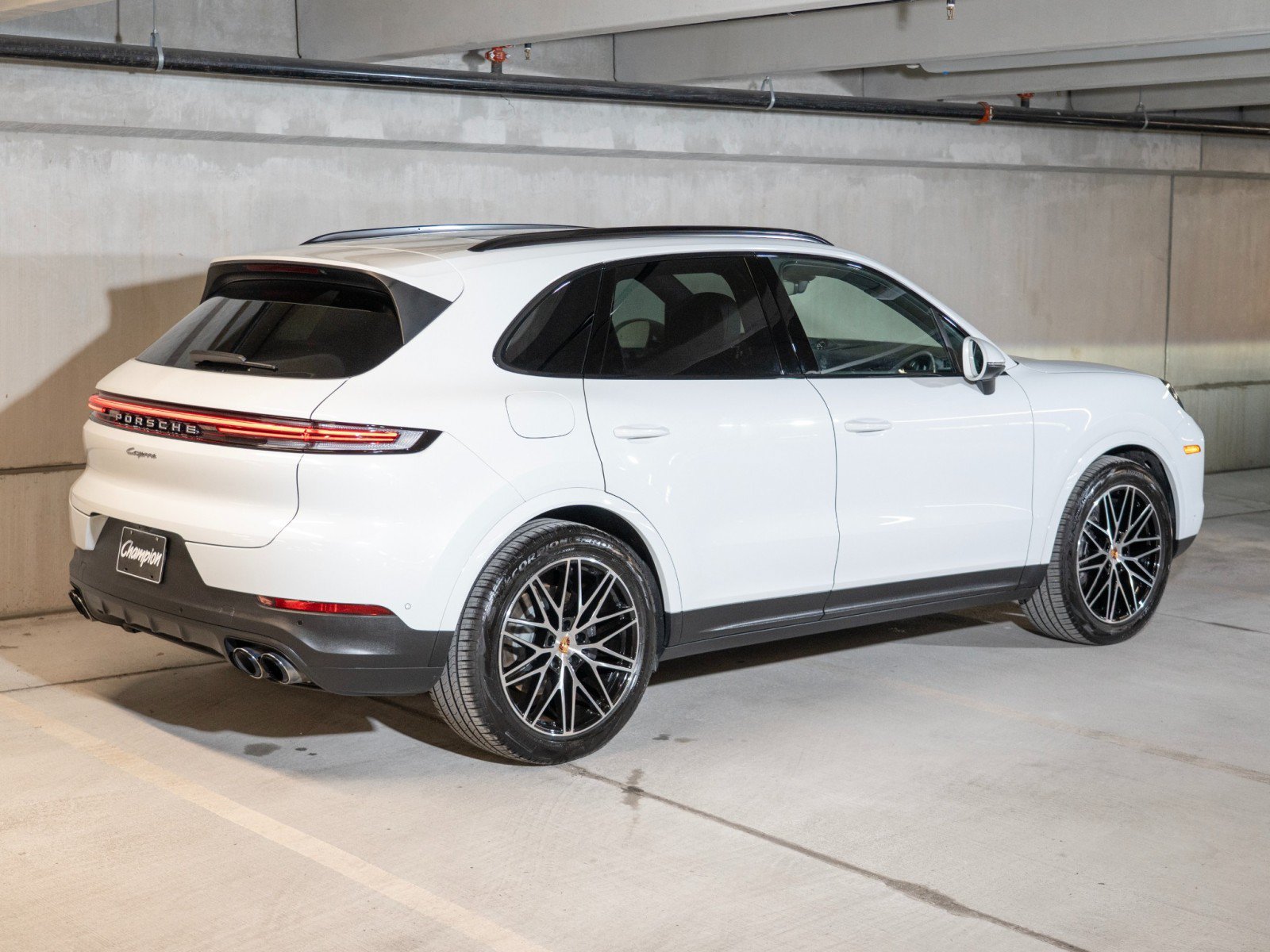 Certified 2026 Porsche Cayenne AWD/4WD image 9