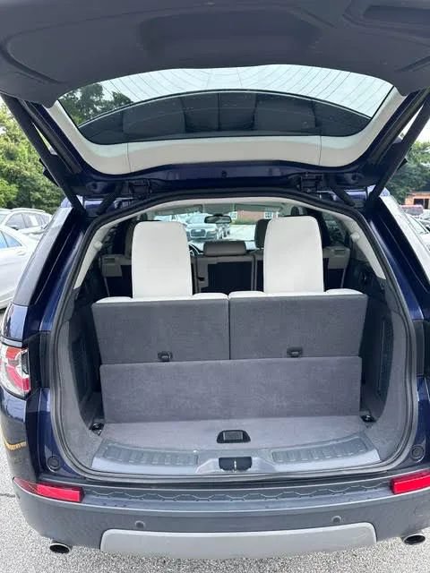 Used 2016 Land Rover Discovery Sport SE AWD/4WD image 24
