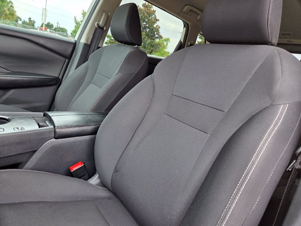 Used 2026 Nissan Rogue S FWD image 11