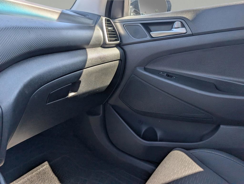 Used 2021 Hyundai Tucson SE w/ Cargo Package image 28
