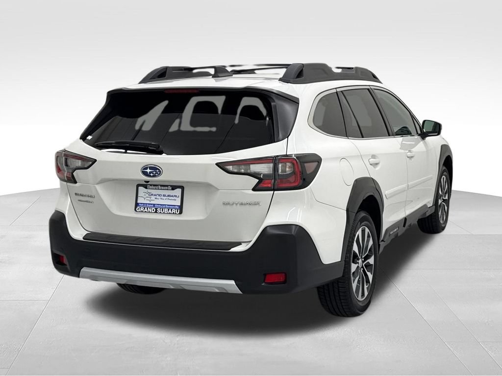 Used 2025 Subaru Outback Limited AWD/4WD image 7