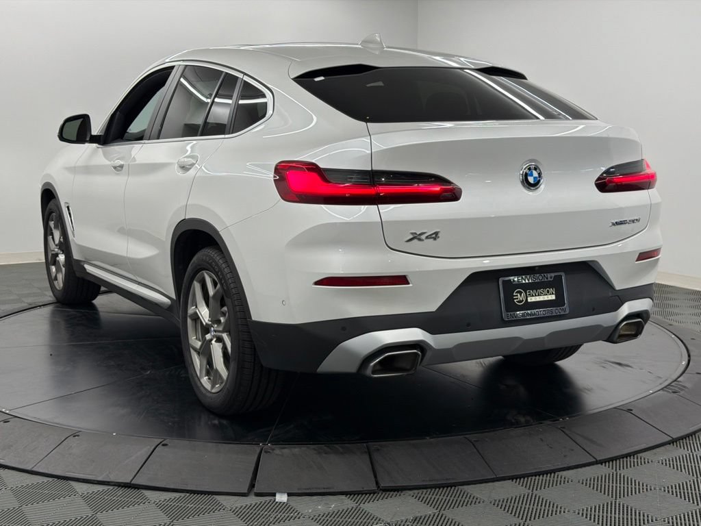 Used 2023 BMW X4 xDrive30i w/ Parking Assistance Package AWD/4WD image 12