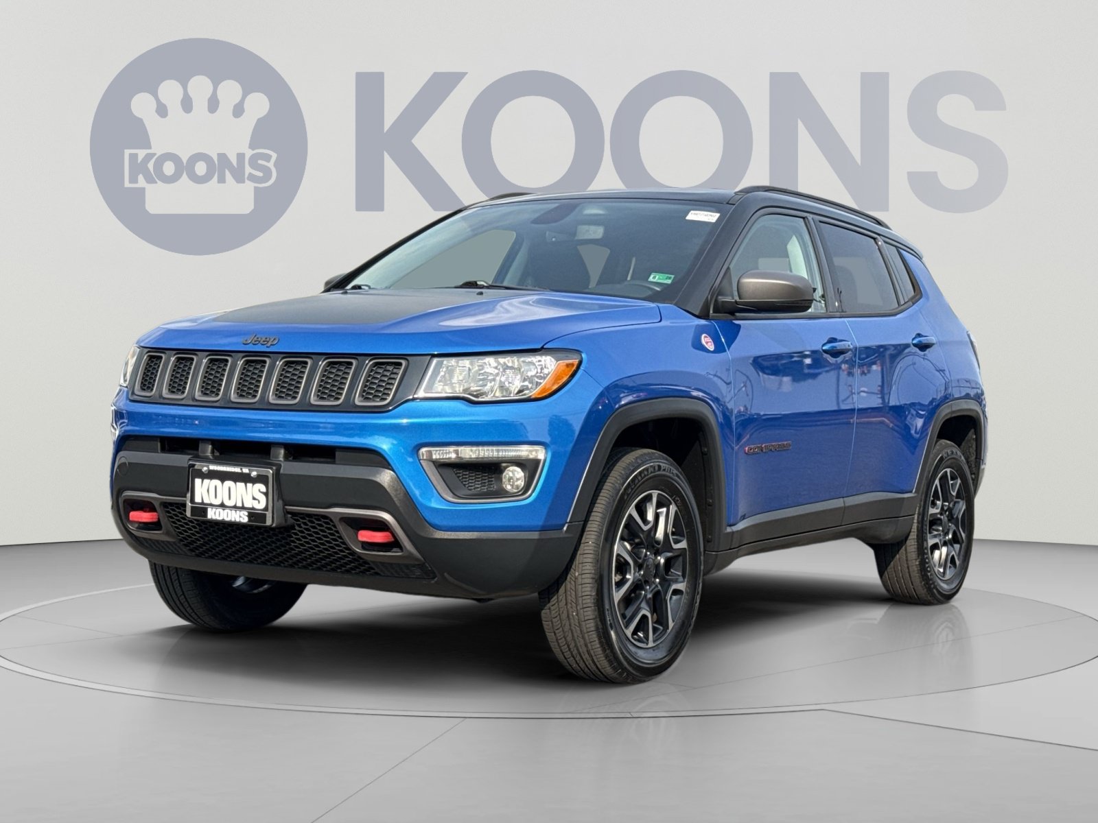 Used 2018 Jeep Compass Trailhawk w/ Safe & Security Group AWD/4WD image 1