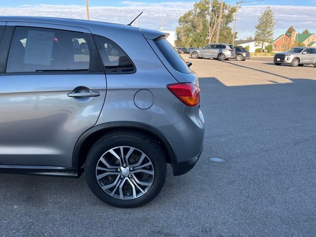 Used 2016 Mitsubishi Outlander Sport ES FWD image 7