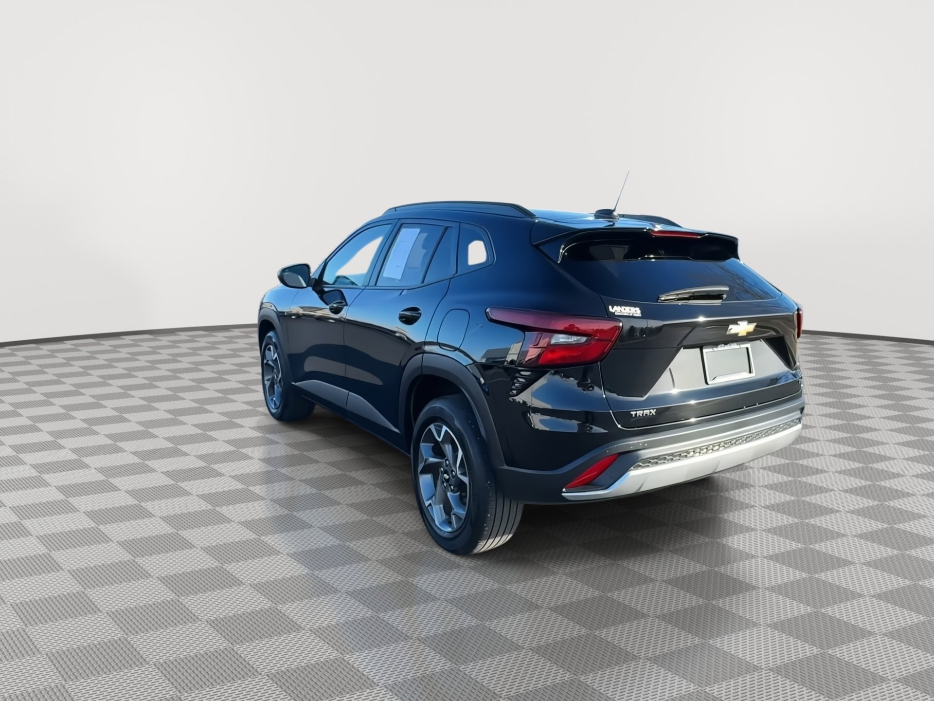 Used 2024 Chevrolet Trax LT w/ Driver Confidence Package image 9