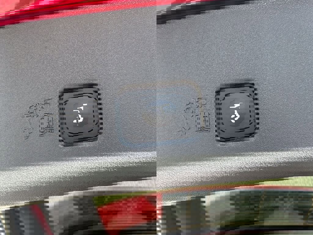 New 2026 Lincoln Nautilus Premier image 18