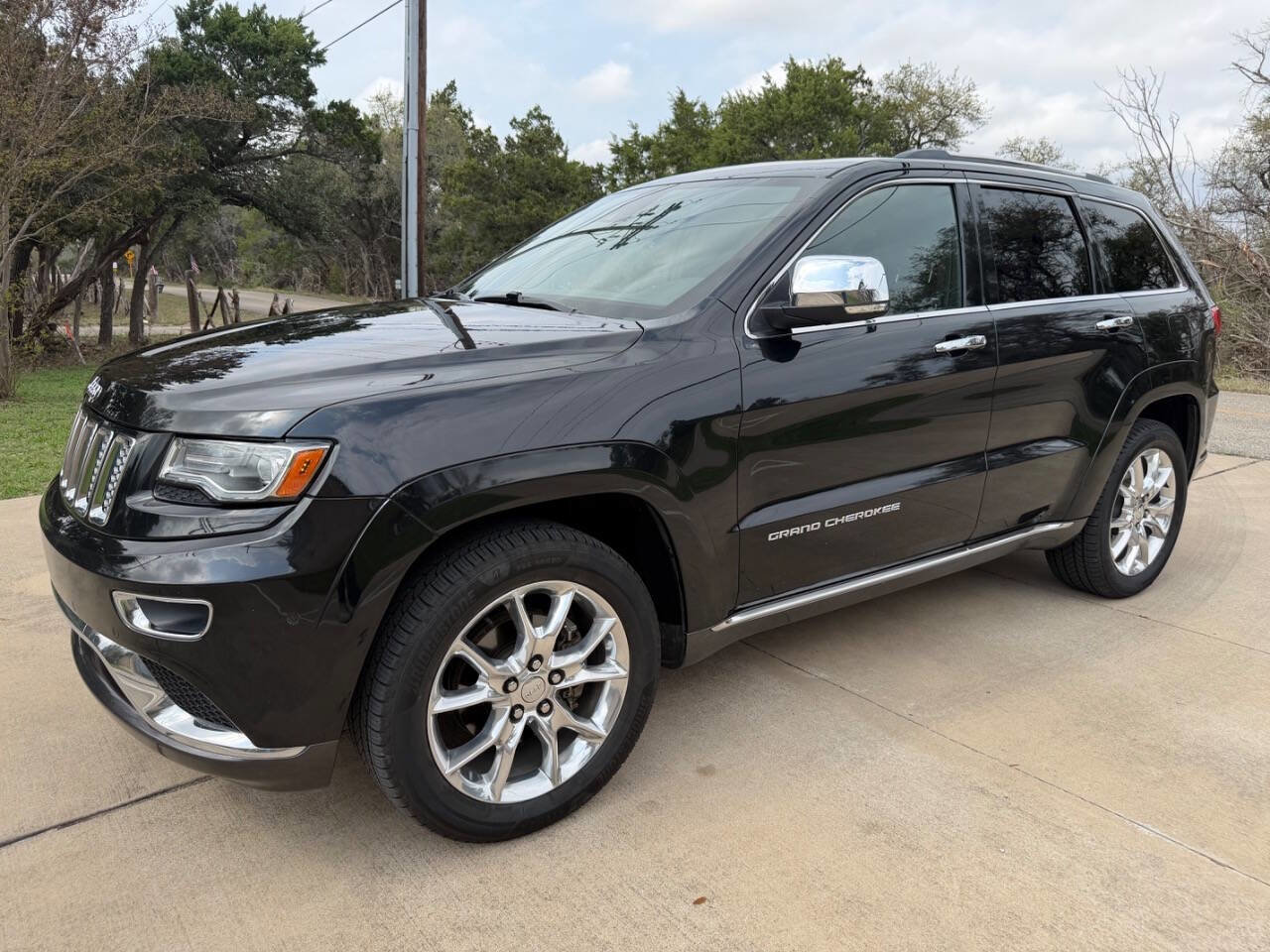 Used 2014 Jeep Grand Cherokee Summit AWD/4WD image 9