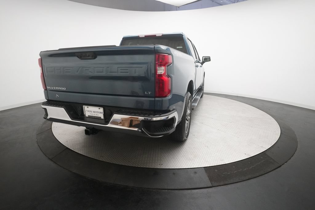 Used 2024 Chevrolet Silverado 1500 LT AWD/4WD image 8