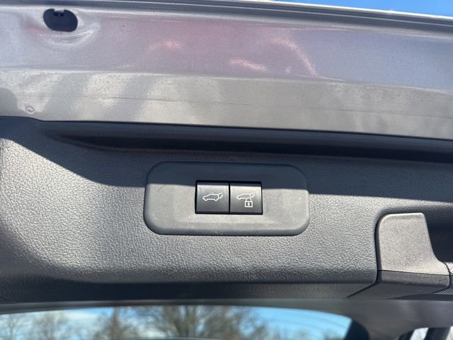 Used 2025 Toyota Grand Highlander AWD image 35