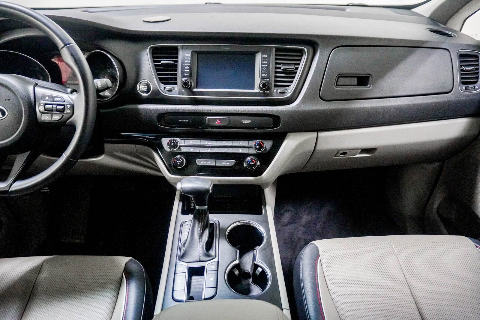 Used 2019 Kia Sedona EX FWD image 22