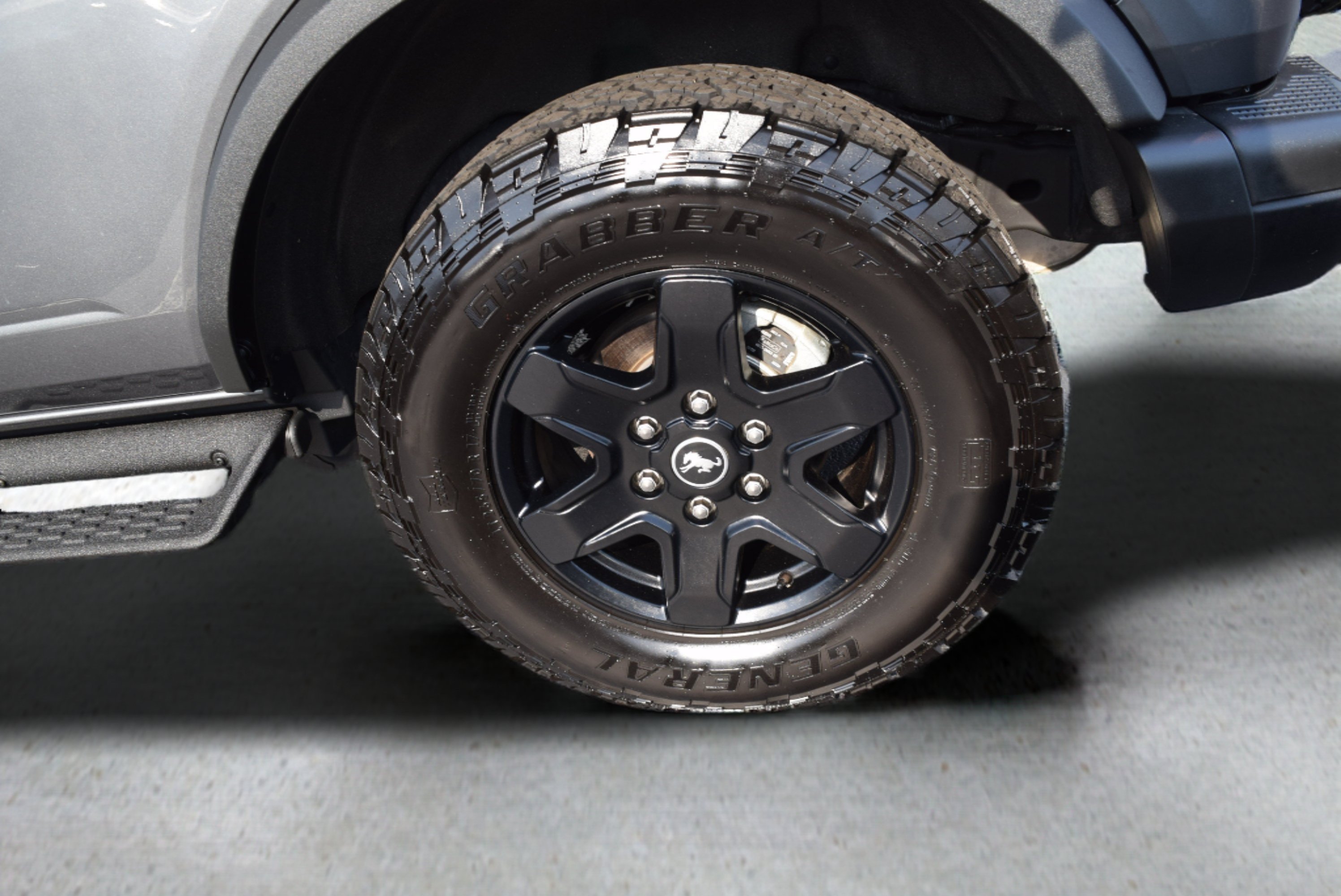 Used 2024 Ford Bronco Black Diamond AWD/4WD image 7