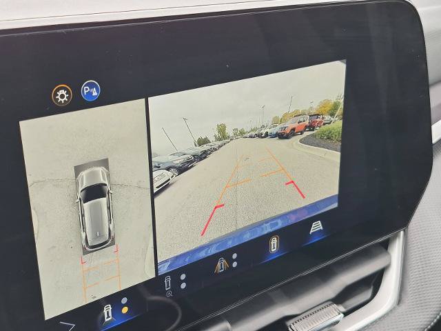 Used 2025 Chevrolet Equinox LT w/ Safety and Technology Package AWD/4WD image 29