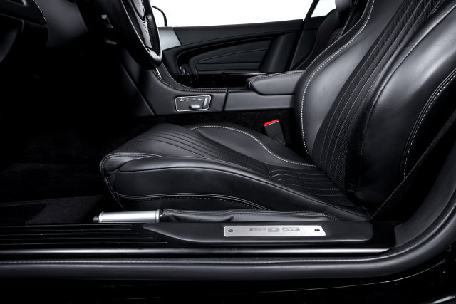 Used 2016 Aston Martin DB9 GT RWD image 22
