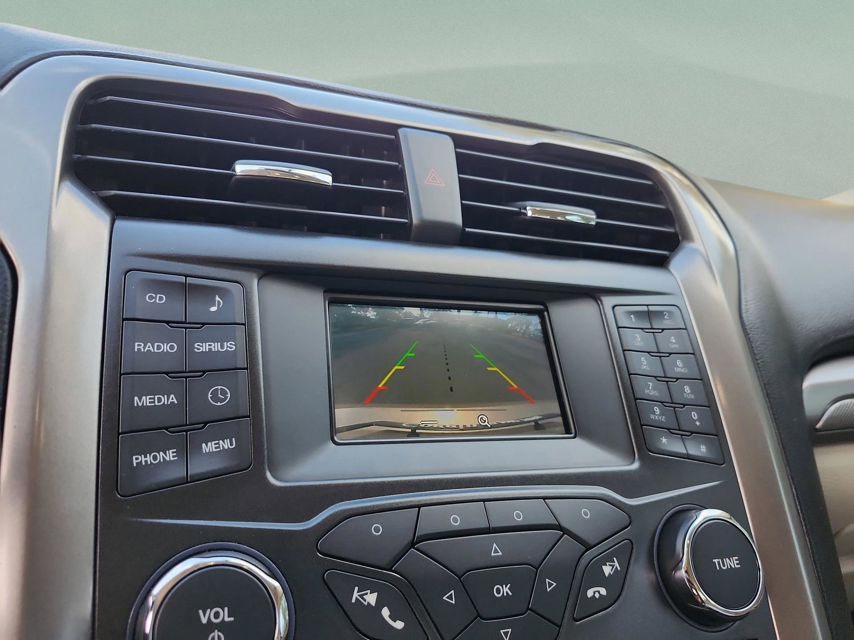 Used 2017 Ford Fusion SE image 27