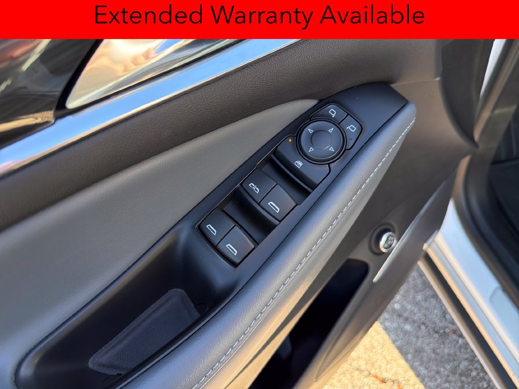Used 2021 Buick Enclave Essence w/ Sound and Sites Package AWD/4WD image 13