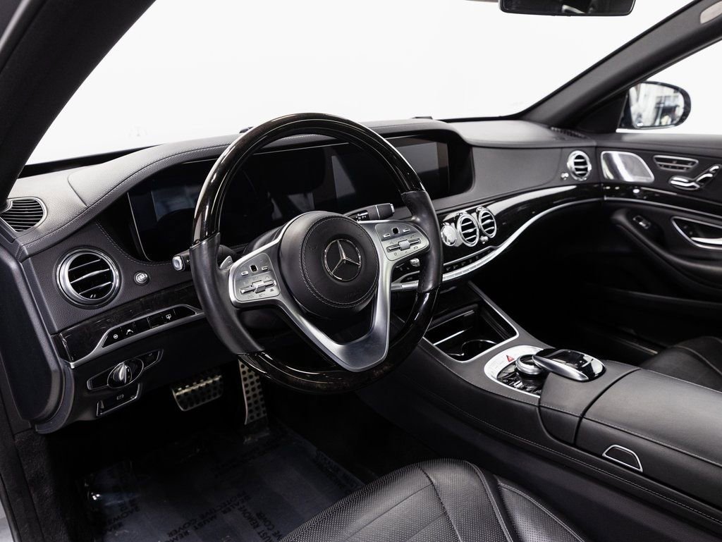 Used 2020 Mercedes-Benz S 560 4MATIC Sedan image 9