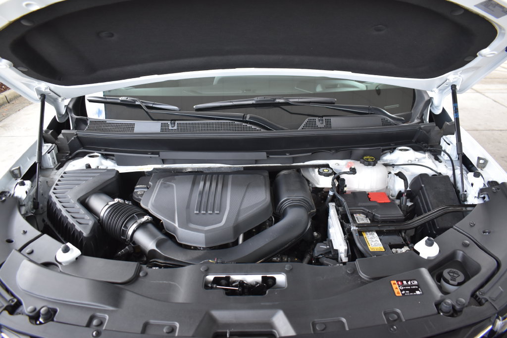 Used 2025 Chevrolet Traverse LT AWD/4WD image 13